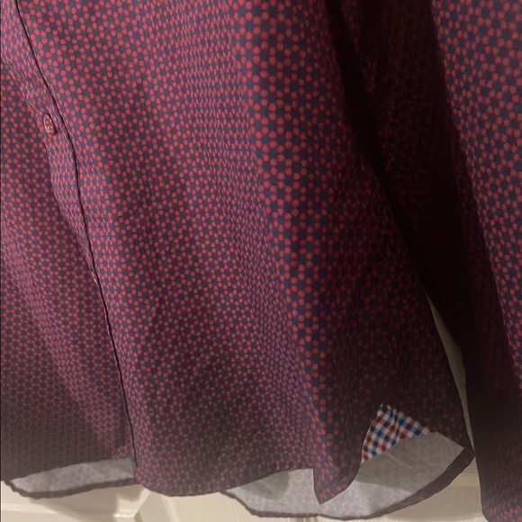 Stylish Burgundy Patterned Men's Shirt - Picture 9 of 9
